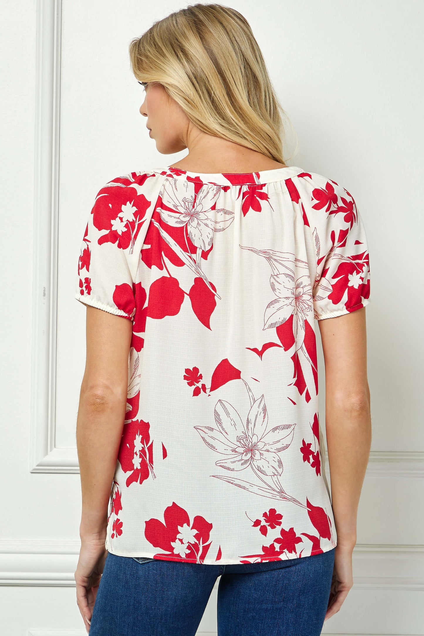 Short Sleeve Beaded Tie Neck Mandarin Collar Blouse in Red/Cream