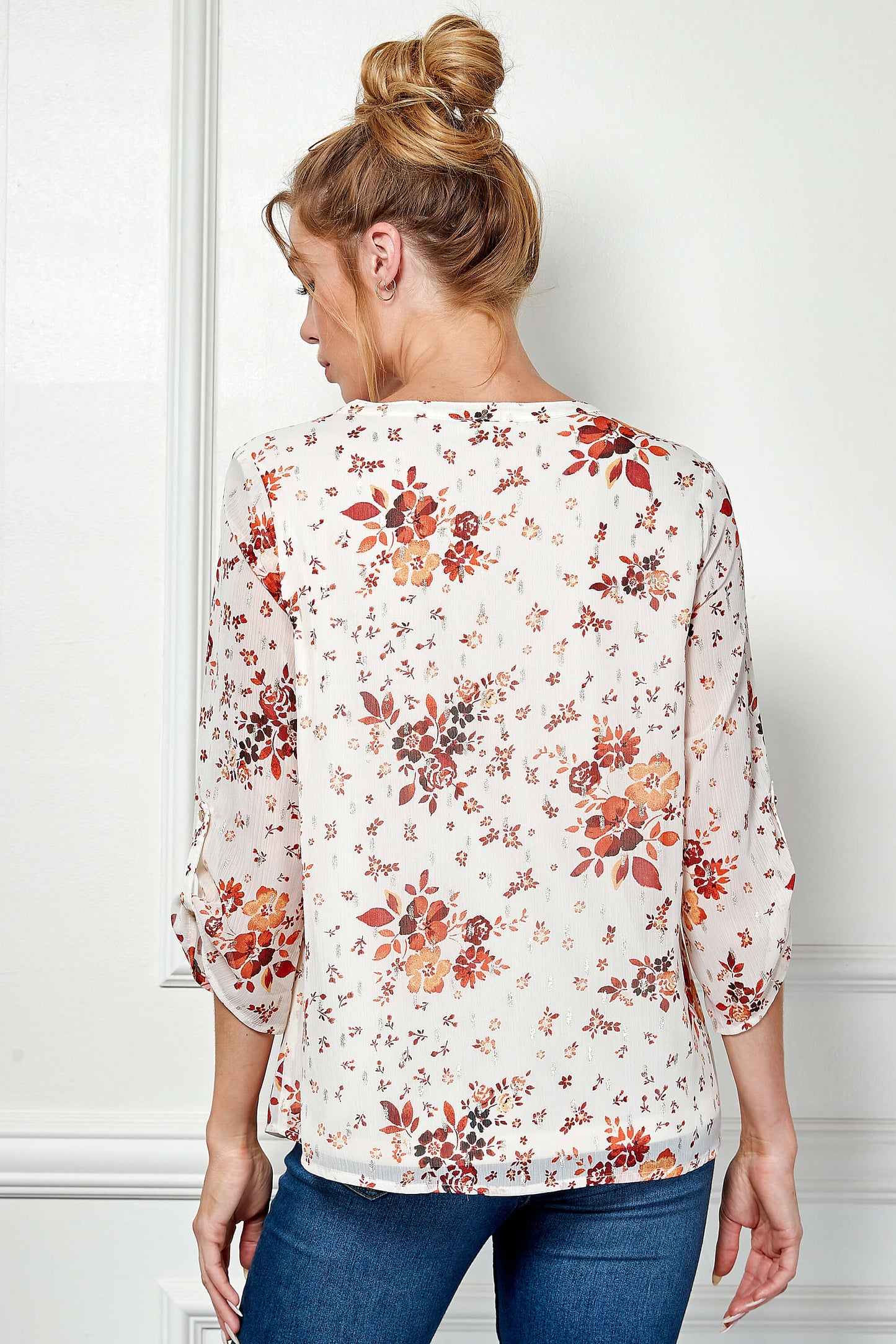 3/4 Tab Sleeve Mandarin Collar Popover Blouse in Ivory/Burgundy/Rust