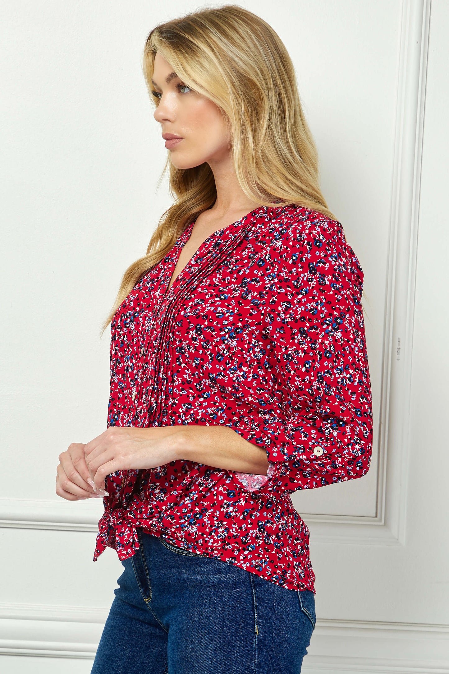 3/4 Button Tab Sleeve Pintuck Tie Front Blouse in Red