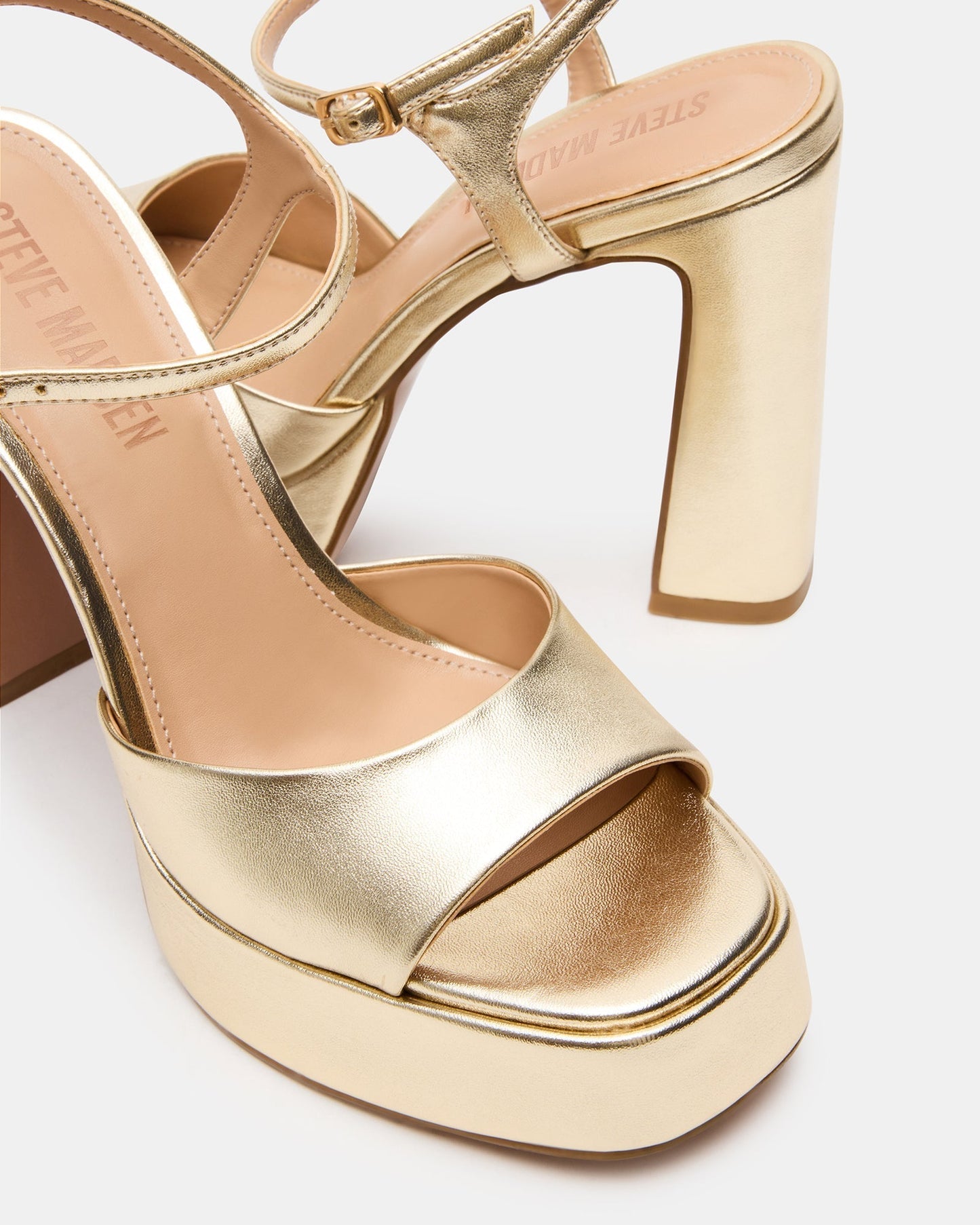 LIANDRA HEEL & LEENA BAG BUNDLE